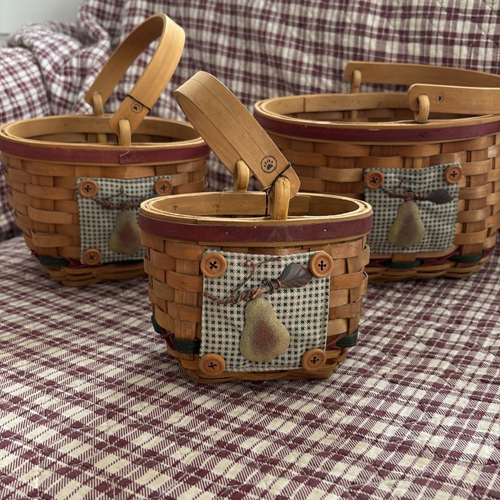 Boyds Collection Gen-yoo-wine, Handmade, Camryn’s Pear Patch Basket Set-S, M, L
